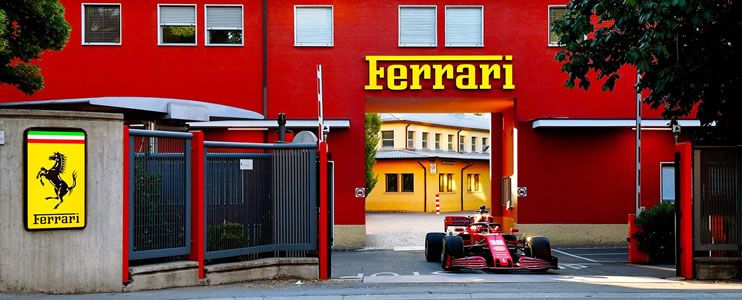 Charles Leclerc conduce la Ferrari SF1000 por las calles de Maranello Charles Leclerc conduce la Ferrari SF1000 por las calles de Maranello