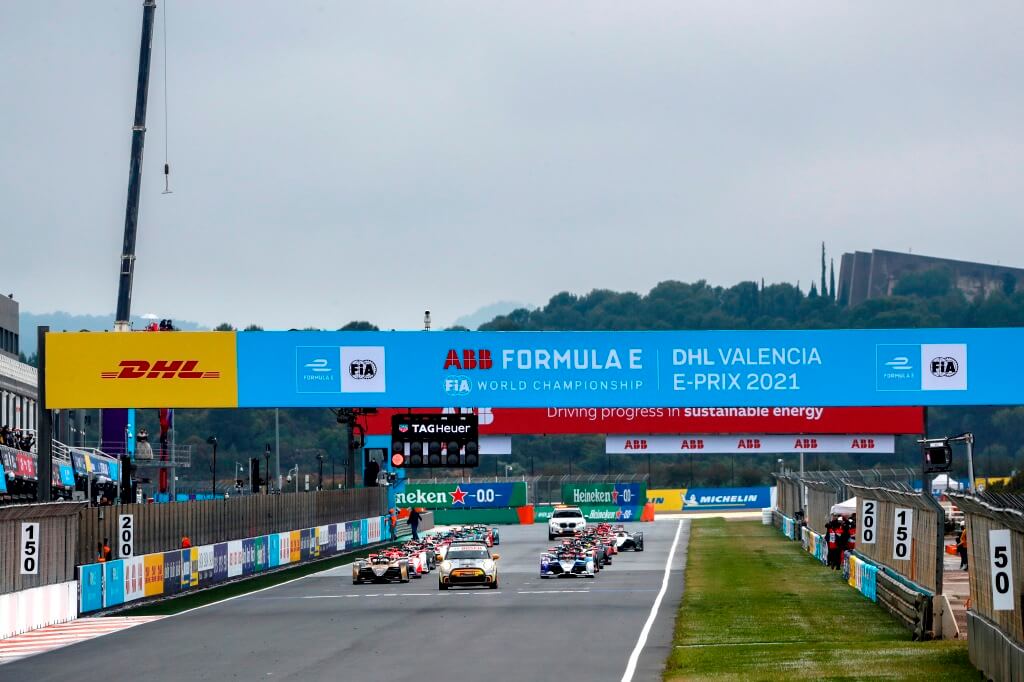 La Fórmula E cambia la regla de reducción de energía tras el caótico final de carrera en Valencia