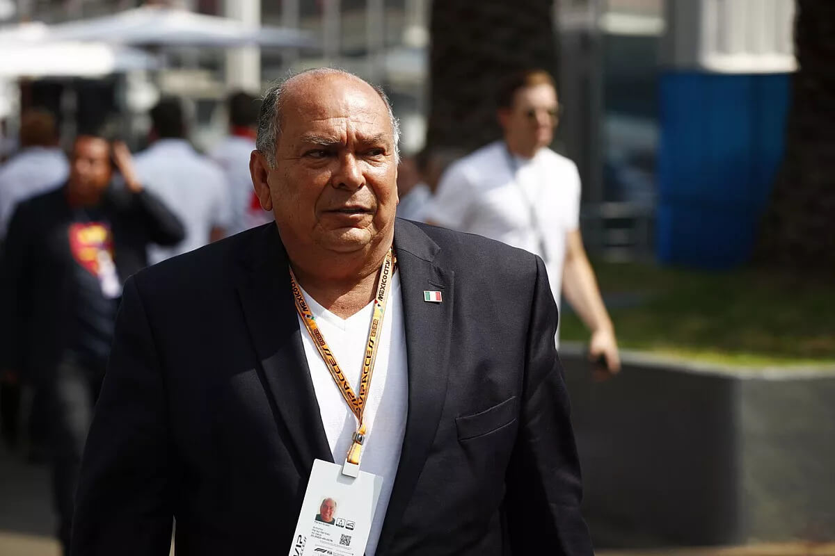 Antonio Pérez: “El RB19 fue diseñado para Max Verstappen”