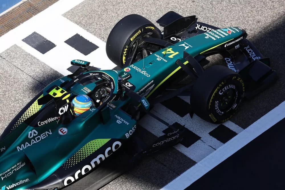 Crisis en Aston Martin F1: El ambicioso proyecto con Honda y Newey con dudas para 2026 Crisis en Aston Martin F1: El ambicioso proyecto con Honda y Newey con dudas para 2026